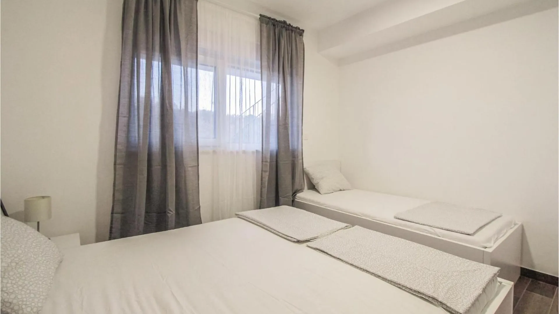 Gorgeous Apartment In Okrug Gornji With Wifi Trogir Chorvatsko