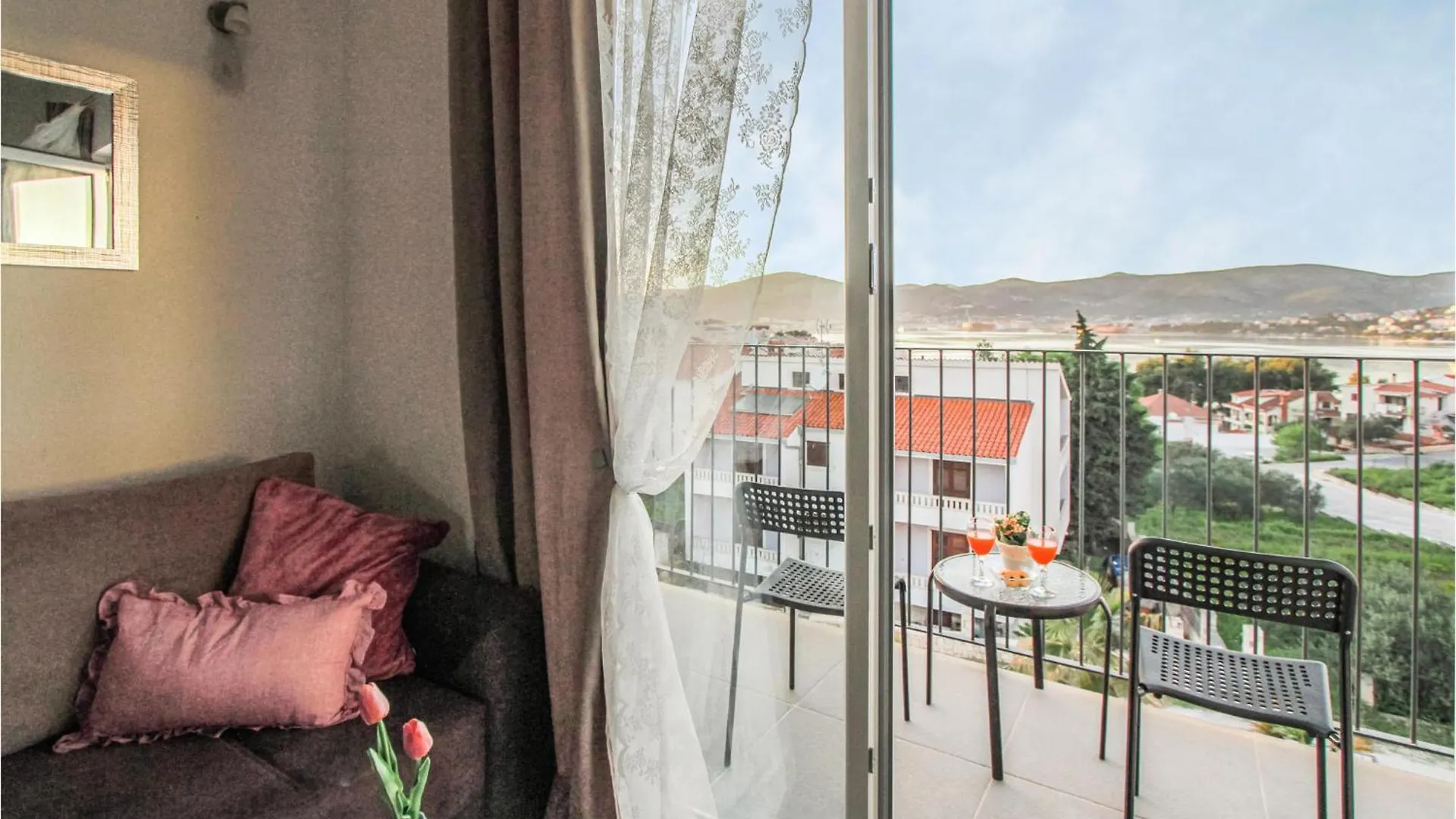 Gorgeous Apartment In Okrug Gornji With Wifi Trogir